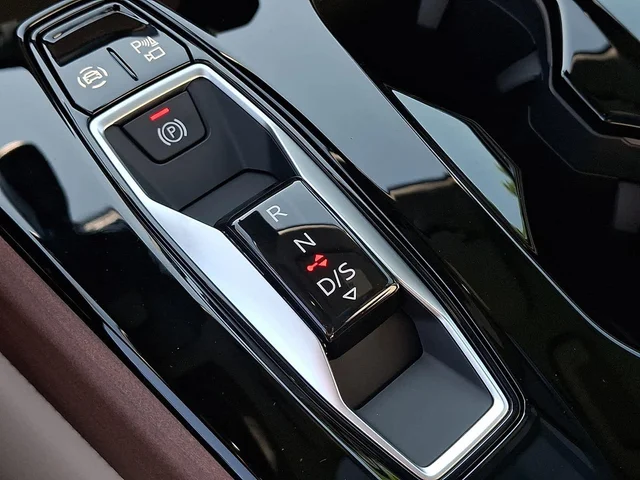 Nuevos AUDI A5 à Estados chez autogozo