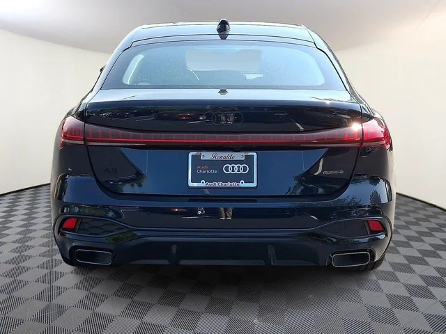 Nuevos AUDI A5 à Estados chez autogozo