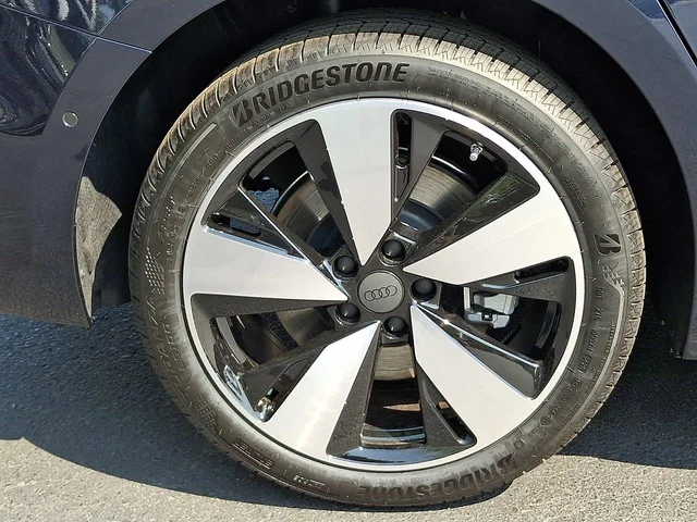 Nuevos AUDI A5 à Estados chez autogozo