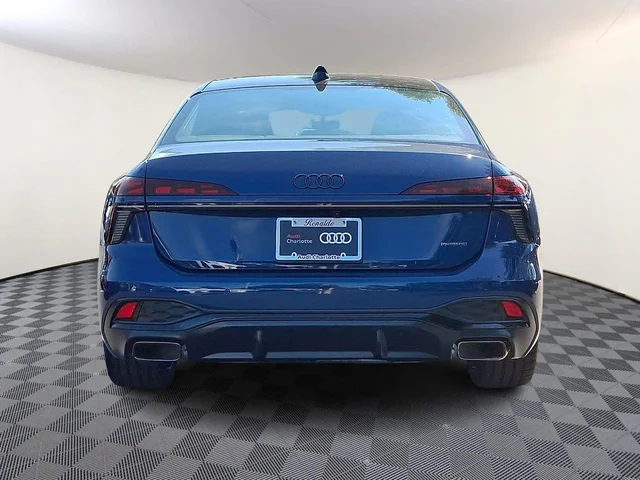 Nuevos AUDI A6 SEDAN à Estados chez autogozo