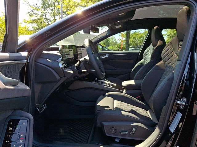 Nuevos AUDI A6 SEDAN à Estados chez autogozo