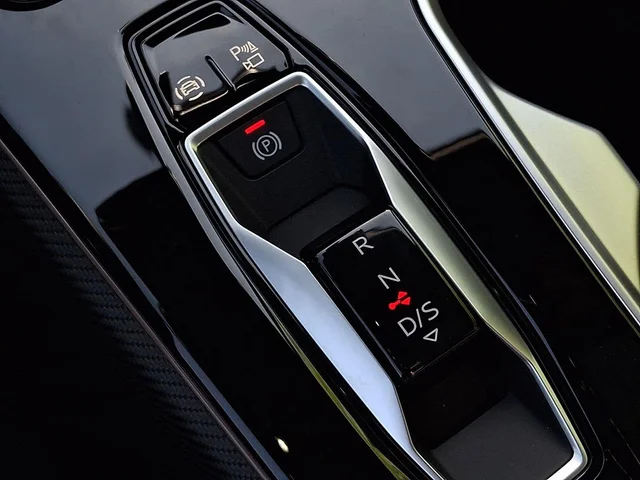 Nuevos AUDI A6 SEDAN à Estados chez autogozo