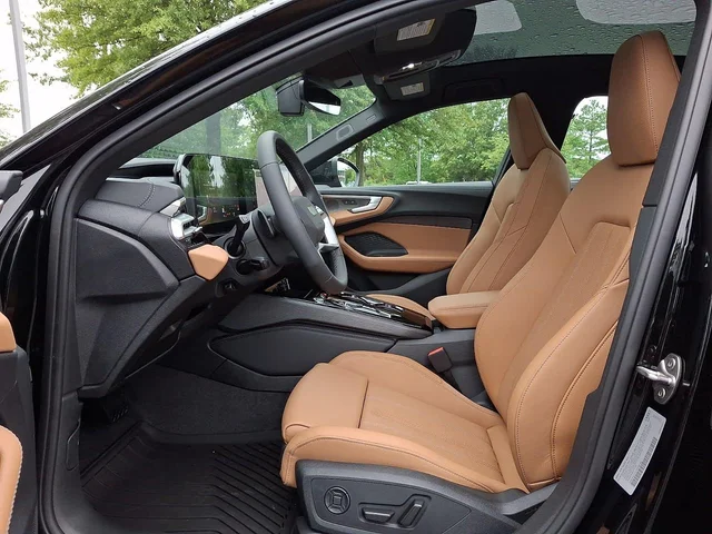 Nuevos AUDI A5 à Estados chez autogozo