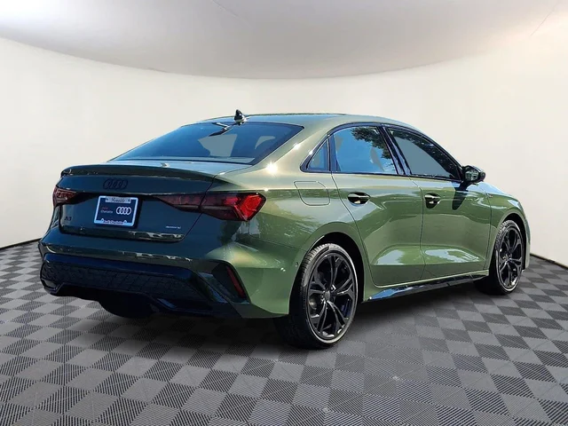 Nuevos AUDI A3 à Estados chez autogozo
