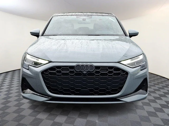Nuevos AUDI A3 à Estados chez autogozo