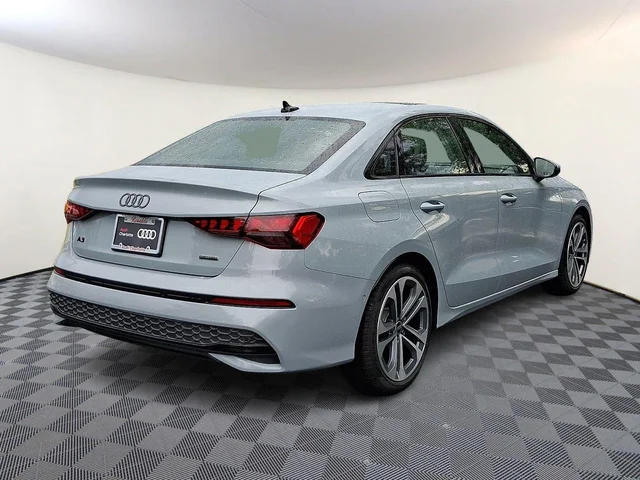 Nuevos AUDI A3 à Estados chez autogozo