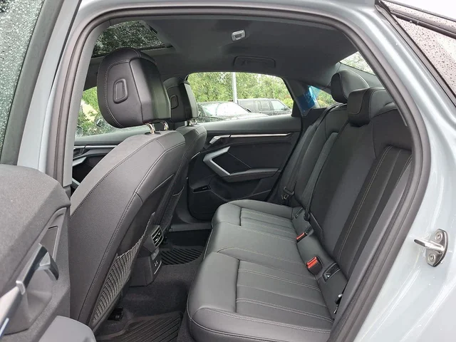 Nuevos AUDI A3 à Estados chez autogozo