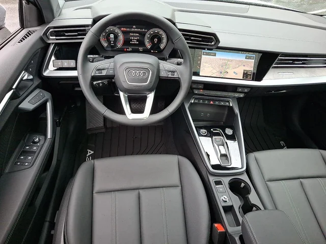 Nuevos AUDI A3 à Estados chez autogozo