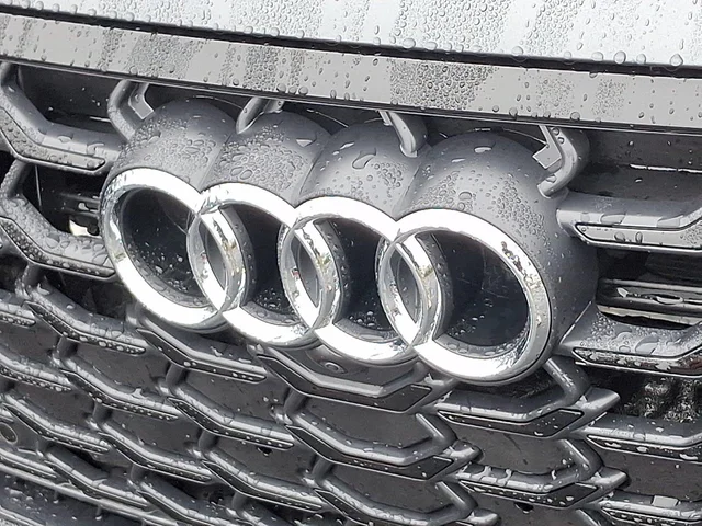 Nuevos AUDI A8 à Estados chez autogozo