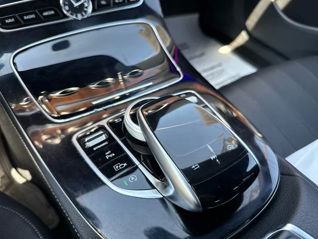 SEMINUEVOS MERCEDES-BENZ E-Class at Matthews in Liberty Buick GMC