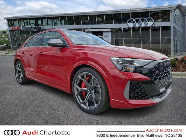 Nuevos AUDI RS Q8 à Estados chez autogozo