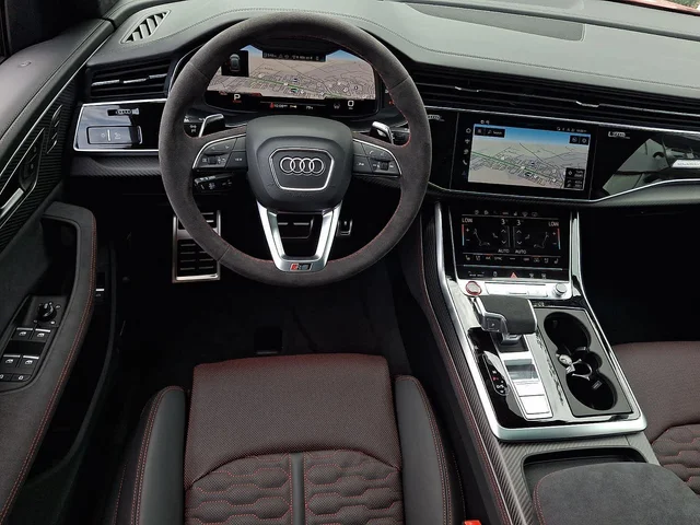 Nuevos AUDI RS Q8 à Estados chez autogozo