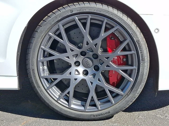 Nuevos AUDI RS 3 à Estados chez autogozo