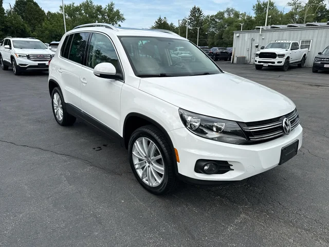 SEMINUEVOS VOLKSWAGEN Tiguan a Estados en autogozo