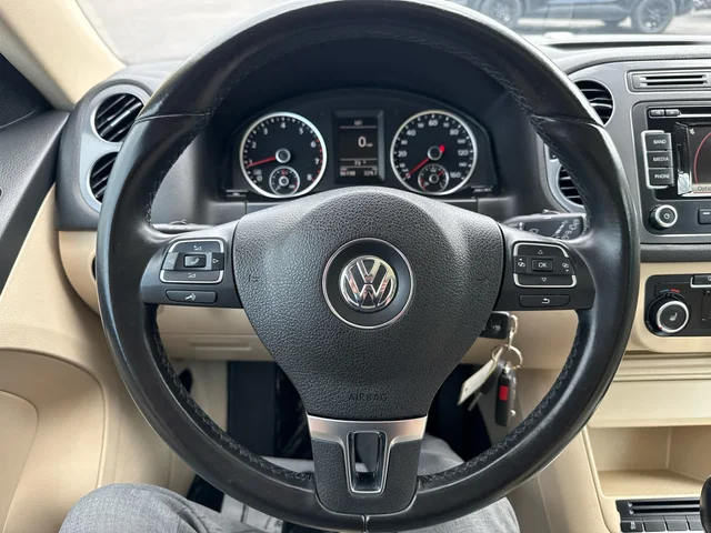 SEMINUEVOS VOLKSWAGEN Tiguan a Estados en autogozo