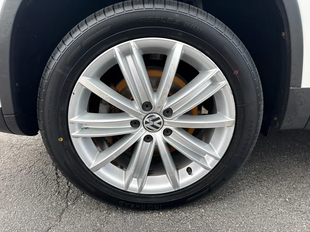 SEMINUEVOS VOLKSWAGEN Tiguan a Estados en autogozo