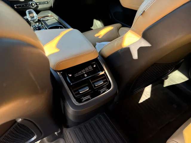 SEMINUEVOS VOLVO XC60 at Matthews in Liberty Buick GMC