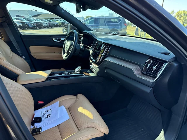 SEMINUEVOS VOLVO XC60 at Matthews in Liberty Buick GMC