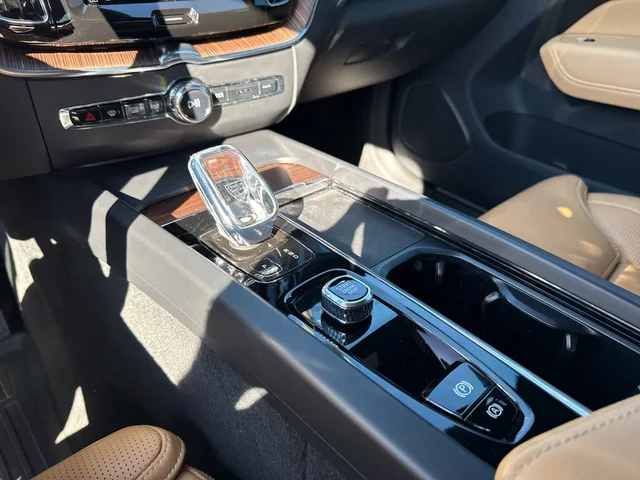 SEMINUEVOS VOLVO XC60 at Matthews in Liberty Buick GMC