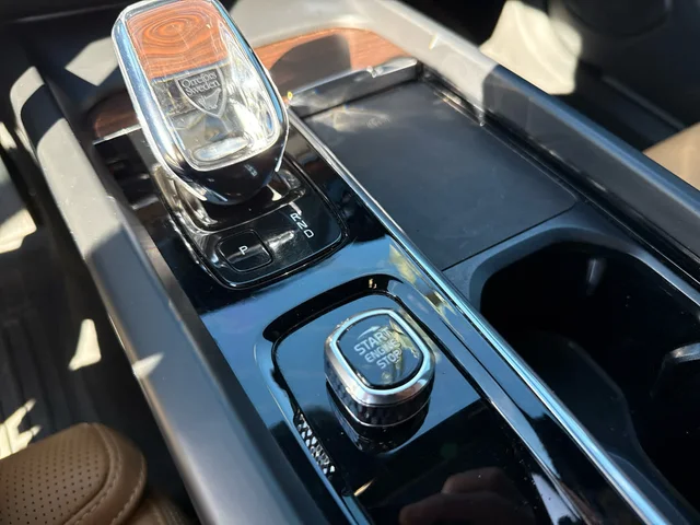 SEMINUEVOS VOLVO XC60 at Matthews in Liberty Buick GMC
