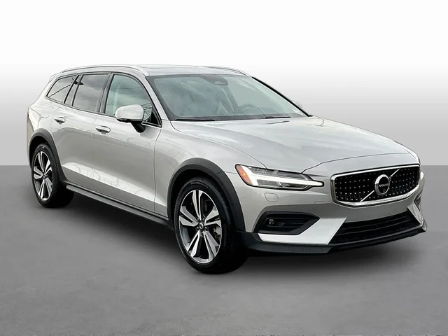 SEMINUEVOS VOLVO V60 Cross Country a Estados en autogozo