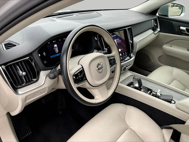 SEMINUEVOS VOLVO V60 Cross Country a Estados en autogozo