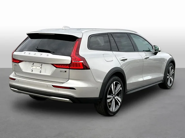 SEMINUEVOS VOLVO V60 Cross Country a Estados en autogozo