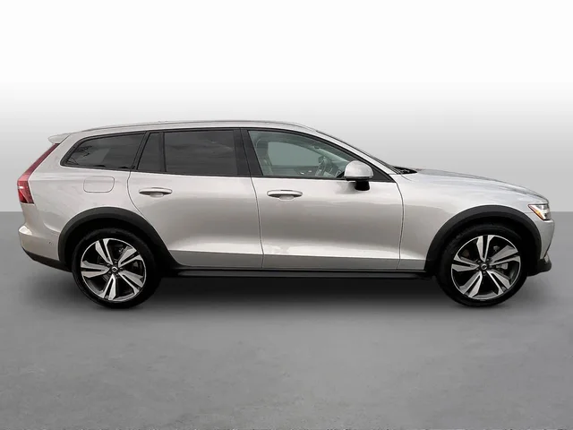 SEMINUEVOS VOLVO V60 Cross Country a Estados en autogozo