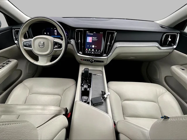 SEMINUEVOS VOLVO V60 Cross Country a Estados en autogozo