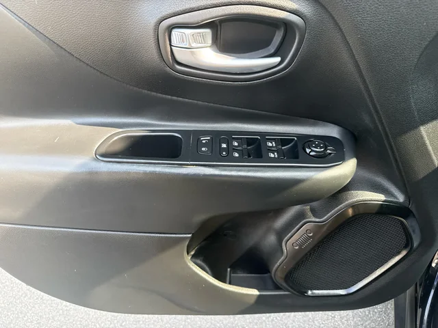SEMINUEVOS JEEP Renegade a Estados en autogozo