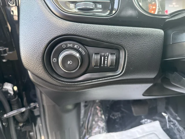 SEMINUEVOS JEEP Renegade a Estados en autogozo