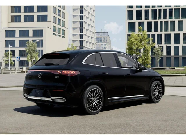 Nuevos MERCEDES-BENZ EQE à Estados chez autogozo