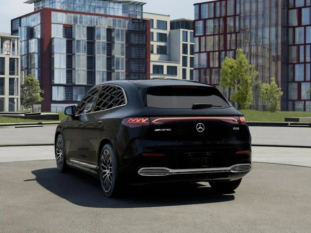 Nuevos MERCEDES-BENZ EQE à Estados chez autogozo