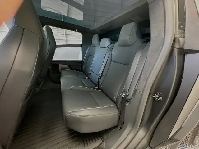 SEMINUEVOS TESLA Cybertruck a Estados en autogozo