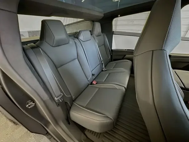 SEMINUEVOS TESLA Cybertruck a Estados en autogozo