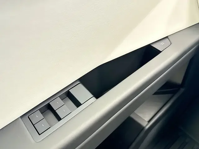 SEMINUEVOS TESLA Cybertruck a Estados en autogozo
