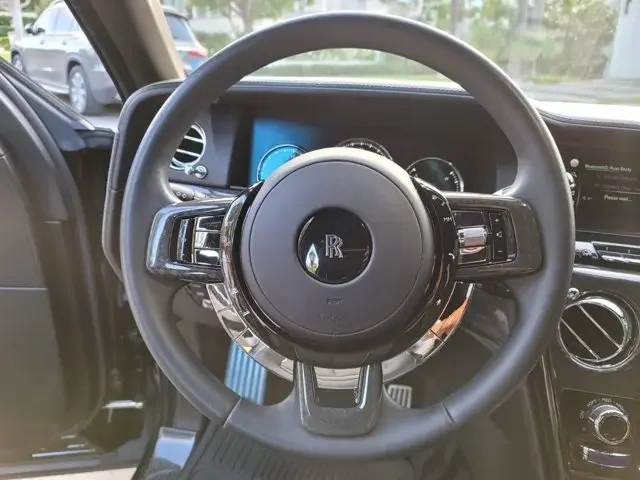 SEMINUEVOS ROLLS-ROYCE Cullinan a Estados en autogozo
