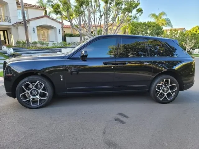 SEMINUEVOS ROLLS-ROYCE Cullinan a Estados en autogozo