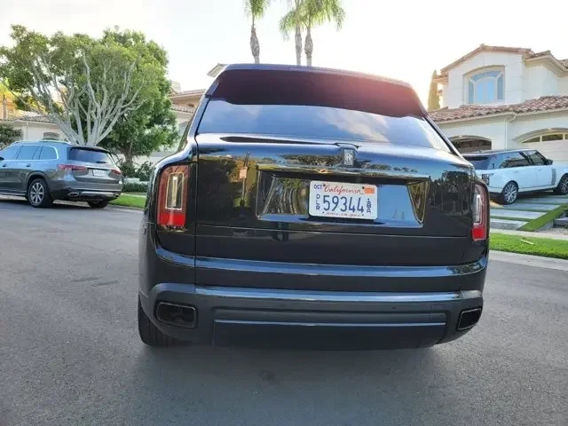SEMINUEVOS ROLLS-ROYCE Cullinan a Estados en autogozo