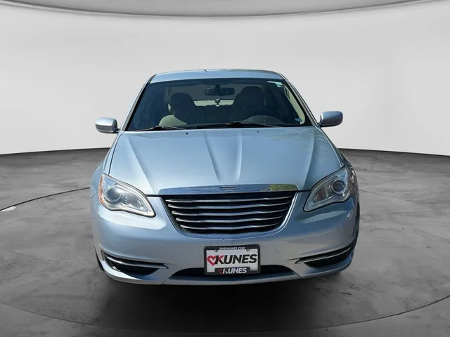 SEMINUEVOS CHRYSLER 200 a Estados en autogozo