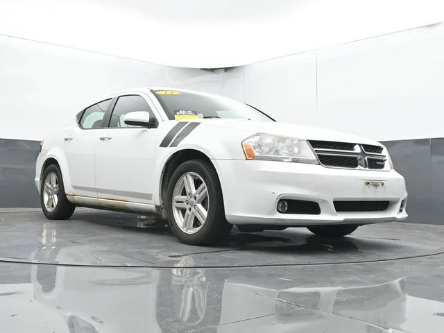 SEMINUEVOS DODGE Avenger a Estados en autogozo
