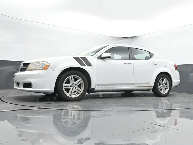 SEMINUEVOS DODGE Avenger a Estados en autogozo