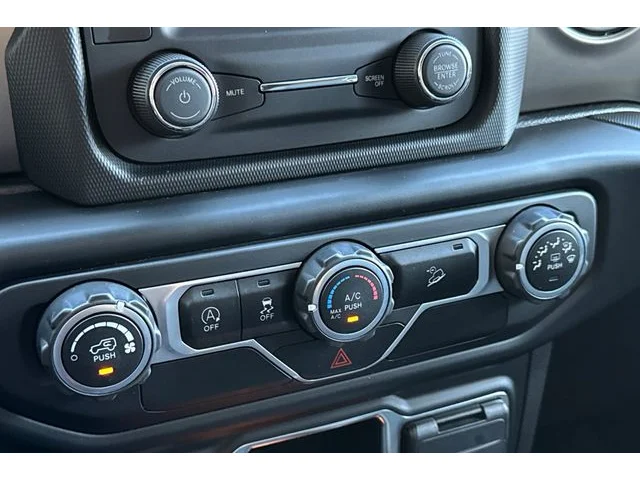 SEMINUEVOS JEEP Wrangler at ELK GROVE in Elk Grove Buick GMC