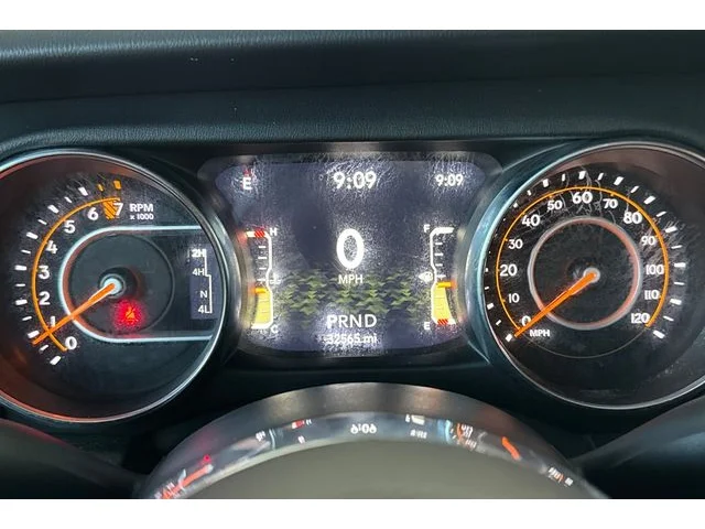 SEMINUEVOS JEEP Wrangler at ELK GROVE in Elk Grove Buick GMC