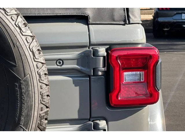 SEMINUEVOS JEEP Wrangler at ELK GROVE in Elk Grove Buick GMC