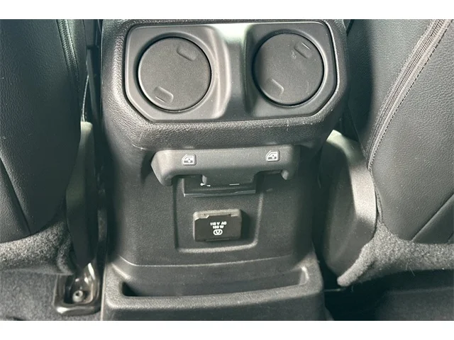 SEMINUEVOS JEEP Wrangler at ELK GROVE in Elk Grove Buick GMC