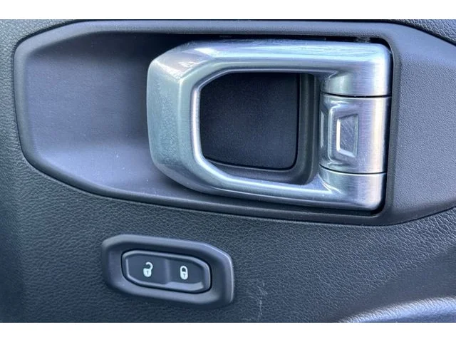 SEMINUEVOS JEEP Wrangler at ELK GROVE in Elk Grove Buick GMC