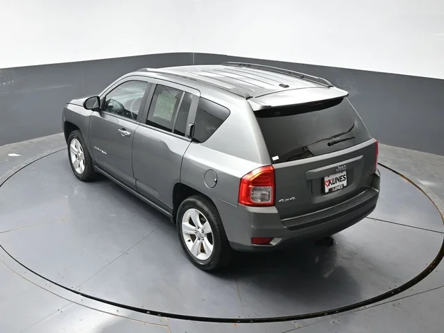 SEMINUEVOS JEEP Compass a Estados en autogozo