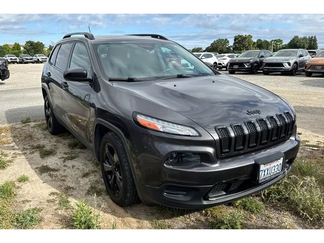 SEMINUEVOS JEEP Cherokee at ELK GROVE in Elk Grove Buick GMC
