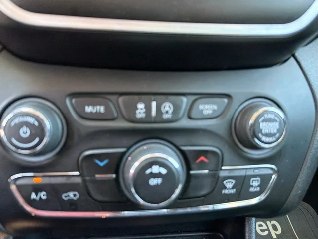 SEMINUEVOS JEEP Cherokee a Estados en autogozo